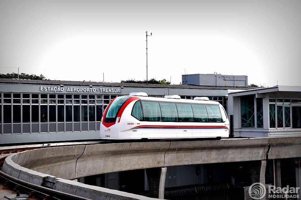 Trensurb realiza ato de assinatura da Ordem de Início da reconstrução do Aeromóvel