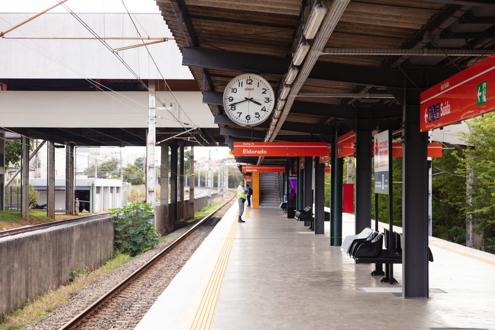 Metrô BH simula resgate de vítima de atropelamento para capacitar equipes na Estação Novo Eldorado