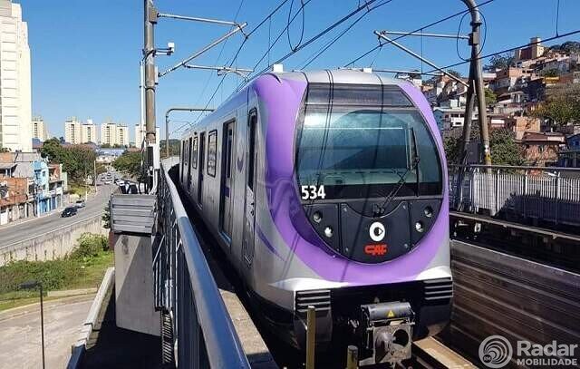 Falhas nas linhas 1-Azul, 3-Vermelha e 5-Lilás afetaram operação do metrô de São Paulo nesta manhã de sexta-feira, 9