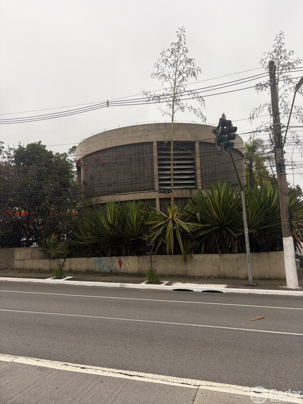 Linha 4-Amarela: Área prevista para estação Três Poderes tem poço de ventilação; futuro da parada segue indefinido